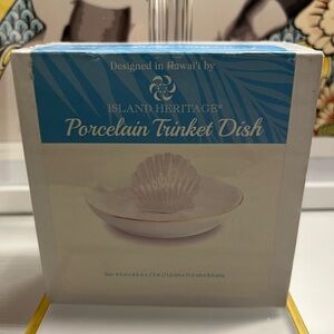 ISLAND HERITAGE Porcelain Trinket Dish Shell